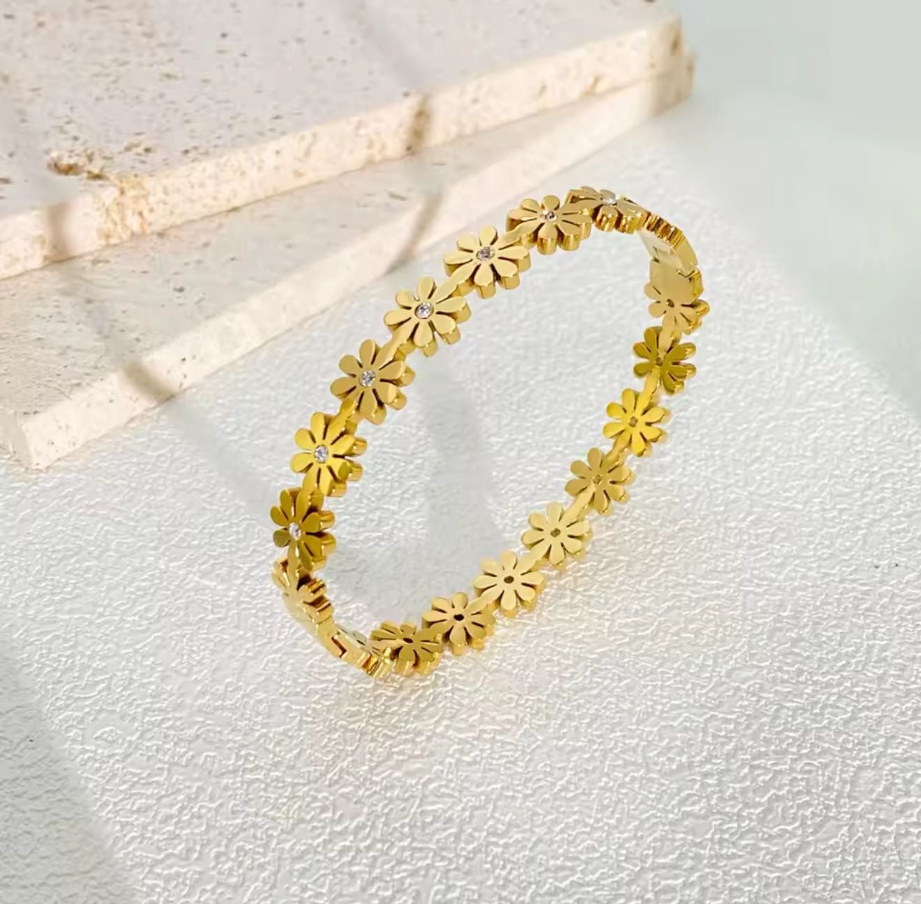 Boho Daisy Flower Gold Bangle