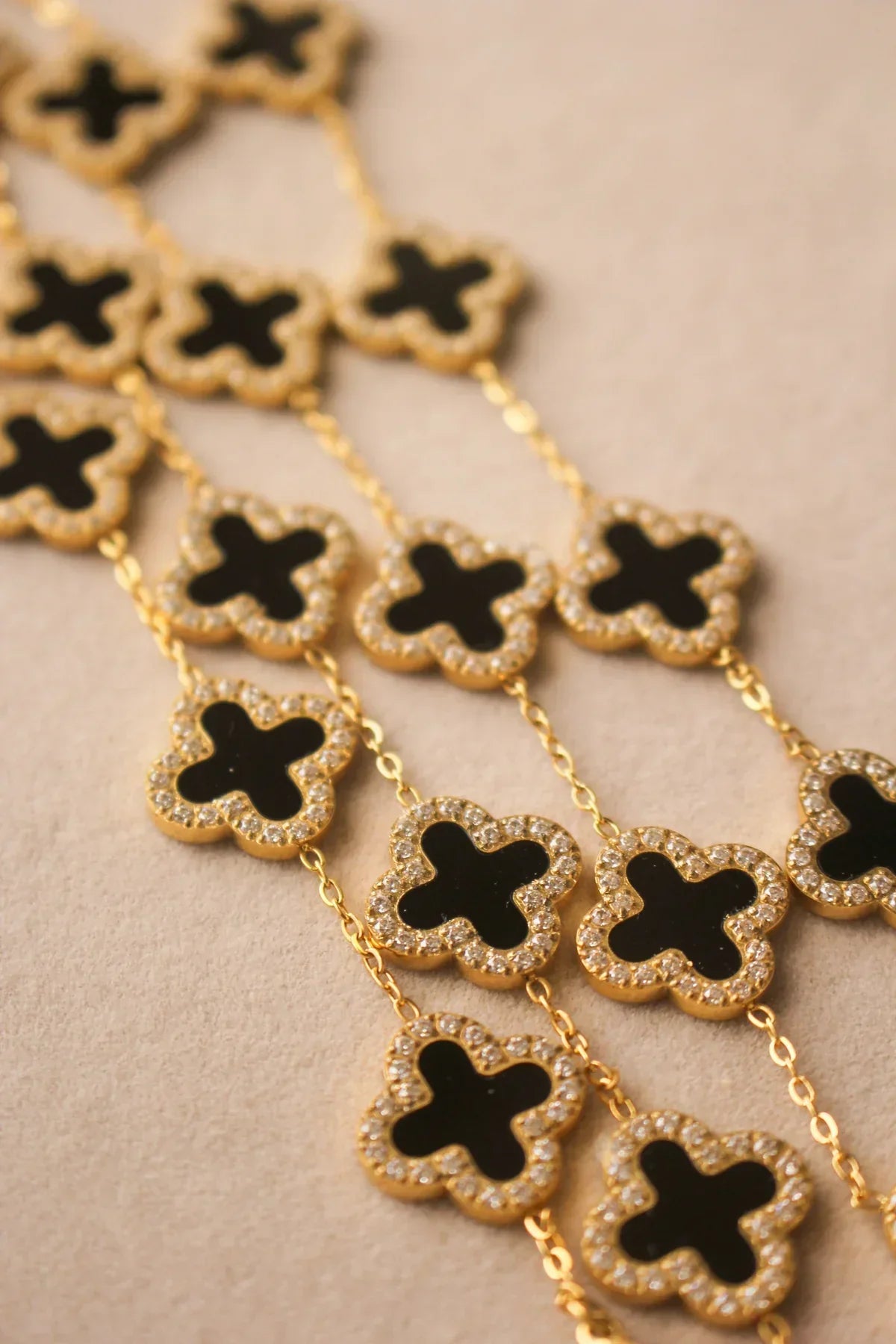 5 Clover Midnight Bracelet -18K