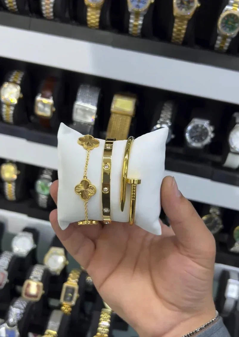 Cartier Nail And Love Bangle With Golden Clover Bracelet